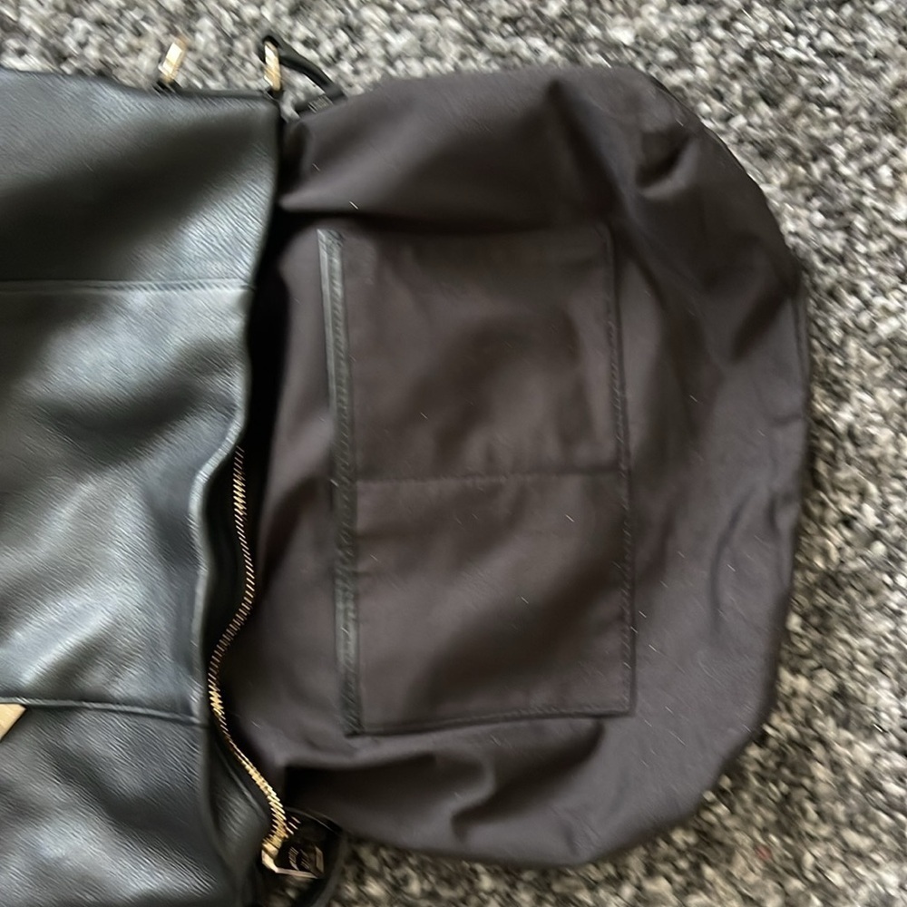 Coach Isabelle East/West Pebble Leather Convertible Shoulder Bag Black Crossbody - Picture 7 of 8